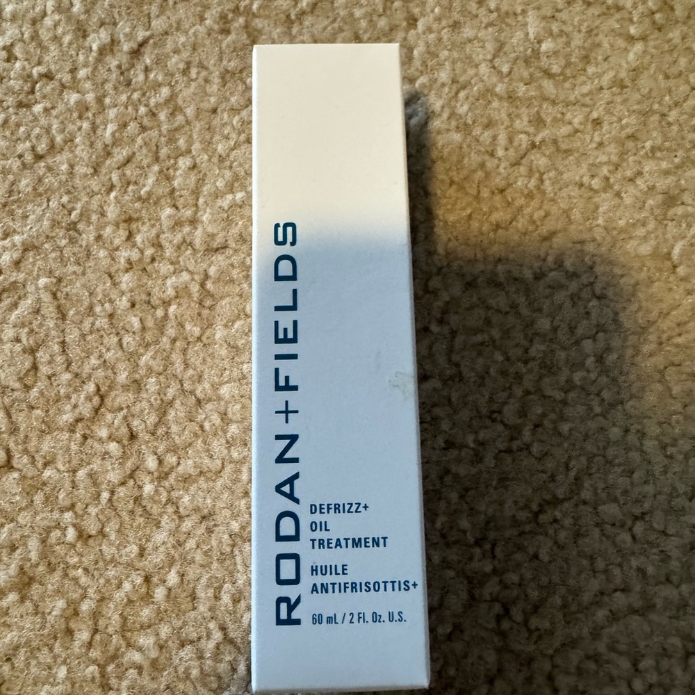 Rodan + Fields DeFrizz+ Oil Treatment